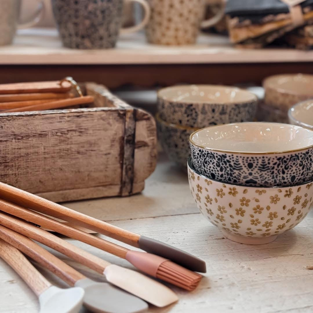 Hand-Stamped Stoneware Bowl with Pattern